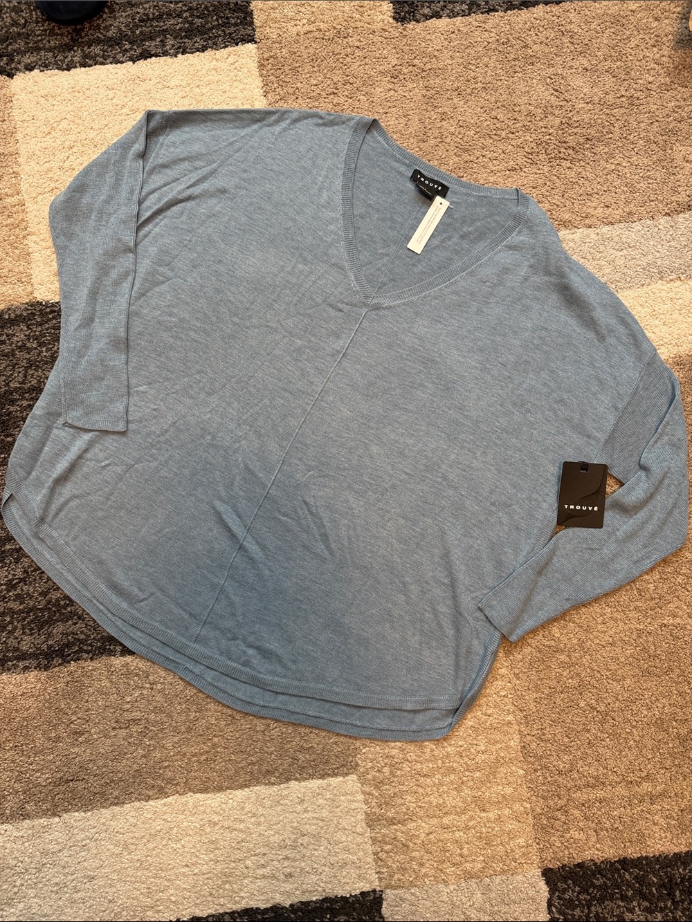 Nordstrom Trouvé v-neck sweater, blue, size L NWT!